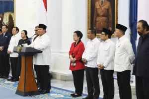 Presiden Prabowo saat menyampaikan pernyataan bersama ketua umum partai politik di parlemen