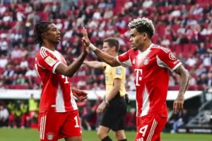 Augsburg vs Bayern Munich Berakhir 2-3, Luis Díaz Tampil Apik dalam Drama 5 Gol Bundesliga Bundesliga pertandingan ke-2 dari 34, FC Augsburg vs Bayern Munich berakhir 2-3 (sumber foto: facebook) @fcbayern.en)