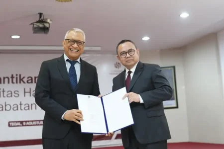 Sudirman Said usai dilantik enjadi Rektor Universitas Harkat Negeri (UHN) Periode 2025 - 2029