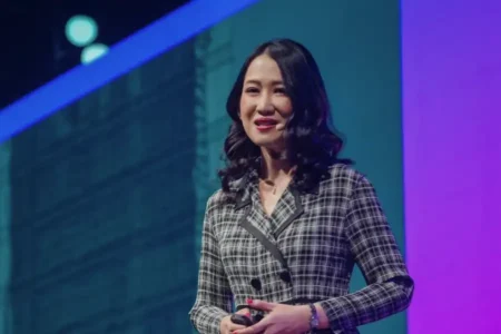 4 Inovasi Layanan Digital Superbank untuk UMKM Menuju Kemerdekaan Finansial Melisa Hendrawati, Chief Financial Officer Superbank