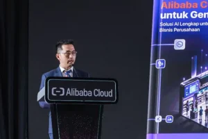 Sean Yuan, General Manager Indonesia, Alibaba Cloud Intelligence dalam acara Indonesia AI Conference 2025.