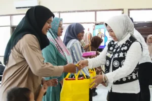 Pemkot Mojokerto Salurkan PMT untuk Balita dan Ibu Hamil, Pertahankan Zero Stunting di Kelurahan Meri Pemkot Mojokerto salurkan PMT bagi balita wasting dan ibu hamil di Kelurahan Meri