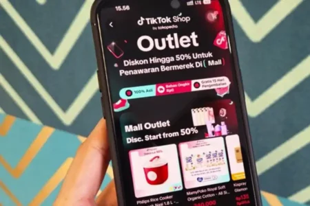 Tokopedia dan TikTok Shop Berlakukan Biaya Baru Rp1.250 per Pesanan Mulai 11 Agustus 2025 Ilustrasi Tokopedia & TikTok Shop