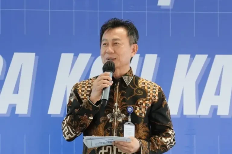 BCA Resmikan Kantor Cabang Utama Karawang, Dorong Pertumbuhan Ekonomi Lokal Direktur BCA Frengky Chandra Kusuma