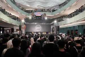 Mie Sedaap Hadirkan Festival Come See Mie 2025 – Mall Take Over di Surabaya Mie Sedaap bawa semangat Braver & Bolder ke Surabaya lewat Come See Mie 2025 Mall Take Over di Ciputra World