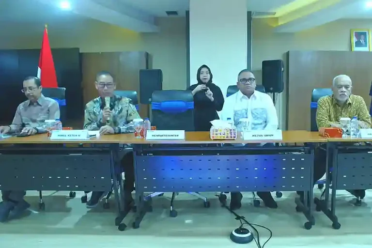 Jadwal SNBP 2026 Diumumkan, Tidak Ada Perpanjangan Waktu Pengisian PDSS Panitia SNPMB umumkan jadwal SNBP 2026. Tahun ini tidak ada perpanjangan waktu pengisian PDSS, sekolah diimbau lebih disiplin.