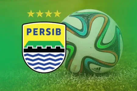 Dedi Kusnandar Bidik Starter di Persib, Layvin Kurzawa Siap Jalani Debut di GBLA Persib Bandung