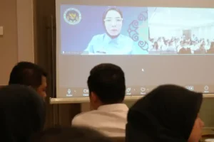 BGN Perkuat Tata Kelola Program Gizi Nasional lewat Penyuluhan Hukum di Riau BGN gelar penyuluhan hukum di Riau untuk pastikan tata kelola Program Gizi Nasional bersih, berintegritas, dan sesuai peraturan.
