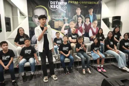 ARTV Production garap film anak Detektif Kecil bersama Okan Kornelius. Drama misteri ini angkat kisah persahabatan dan petualangan siswa SD.
