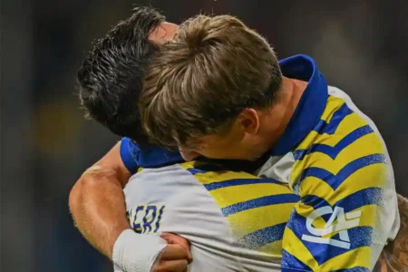 Parma catatkan kemenangan perdana di Serie A. Torino kalah dengan skor 1-2 (sumber foto: facebook @parmacalcio1913)