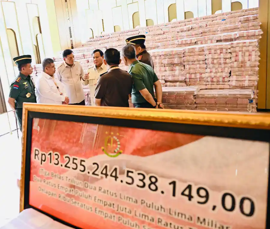 Penyerahan uang pengganti kerugian negara sebesar Rp 13.255.244.538.149,00 dari Kejaksaan Agung kepada Kementerian Keuangan Republik Indonesia.