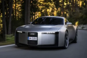 Audi Concept C hadir sebagai mobil sport listrik masa depan dengan desain futuristik dan teknologi intuitif yang mewujudkan empat prinsip baru Audi.