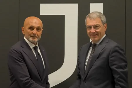 Luciano Spalletti Resmi Jadi Pelatih Juventus, Damien Comolli Ungkap Alasan Pemecatan Tudor Juventus resmi menunjuk Luciano Spalletti sebagai pelatih baru.