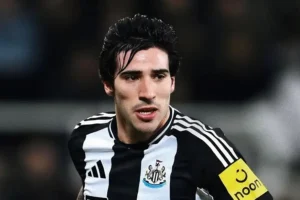 Sandro Tonali Tak Tutup Peluang Kembali ke Italia, Meski Nyaman di Newcastle United Sandro Tonali (sumber foto: facebook @SandroTonali.Official.Fanpage)