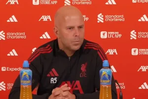 Chelsea vs Liverpool: Arne Slot Bicara Blak-blakan Soal Set-Piece hingga Mohamed Salah Arne Slot
