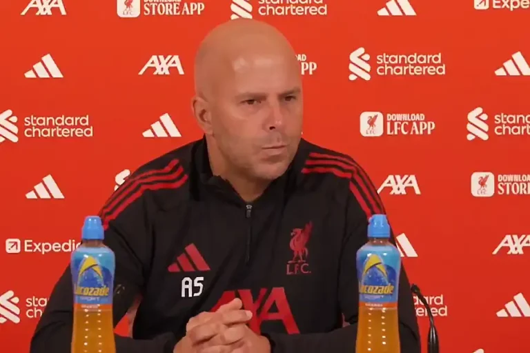 Chelsea vs Liverpool: Arne Slot Bicara Blak-blakan Soal Set-Piece hingga Mohamed Salah Arne Slot