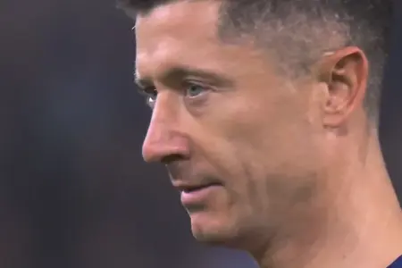Robert Lewandowski Tinggalkan Barcelona, Chicago Fire Jadi Klub Terdepan untuk Rekrut Sang Striker Robert Lewandowski