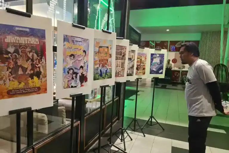 Lomba Poster Nasional 2025 di Artotel TS Suites Surabaya, Wadah Kreativitas dan Semangat Kepahlawanan Pemuda ARTOTEL TS Suites Surabaya dan Kreasi Pemuda Tanpa Batas gelar Lomba Poster Nasional 2025, wadah ekspresi kreatif bertema semangat kepahlawanan.
