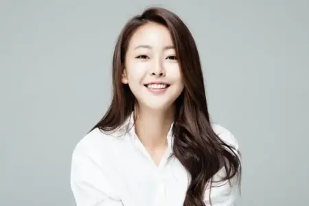 Go Won Hee Umumkan Cerai dari Suami Setelah Dua Tahun Menikah, Agensi Minta Publik Tak Berspekulasi Go Won Hee