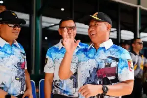 Panglima TNI Hadiri Kejuaraan Menembak Kasau Cup 2025: Wujud Profesionalisme dan Soliditas Antarmatra Panglima TNI Jenderal Agus Subiyanto hadiri Kejuaraan Menembak Kasau Cup 2025 di Halim. Ajang ini perkuat profesionalisme dan sinergi pertahanan.