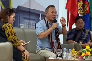 Wamen HAM Mugiyanto Ajak Mahasiswa Jadi Juru Bicara HAM di Era Digital Wamen HAM Mugiyanto ajak mahasiswa, khususnya Gen Z, menjadi juru bicara HAM dan toleransi dalam kuliah umum di UPB Pontianak.