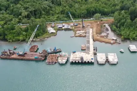 Hutama Karya percepat Proyek Open Access Sorong untuk menjaga keandalan pasokan energi di Papua dan Maluku serta dorong manfaat ekonomi lokal.