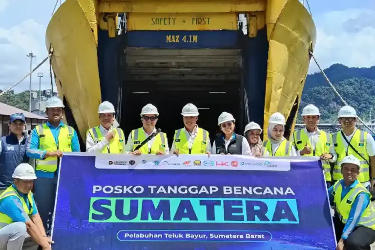 ASDP Kerahkan KMP Jatra I untuk Perkuat Distribusi Bantuan Pascabencana di Sumatera ASDP mengerahkan KMP Jatra I untuk mendukung distribusi bantuan kemanusiaan dan pemulihan pascabencana di Aceh, Sumatera Utara, dan Sumatera Barat.