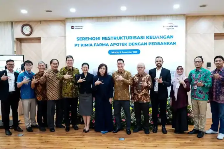 Kimia Farma Apotek Lakukan Restrukturisasi Keuangan untuk Penguatan Bisnis dan Layanan Kesehatan di Indonesia Kimia Farma Apotek melakukan restrukturisasi keuangan untuk memperkuat bisnis dan layanan kesehatan. Simak analisis dampak langkah strategis ini di masa mendatang.
