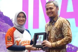 Phapros Luncurkan Inovasi Terapi Kesehatan Pria Dewasa di INASAU 2025 Phapros memperkenalkan produk terapi kesehatan pria dewasa berbasis oral dissolving film pada ajang INASAU 2025 di Lombok.