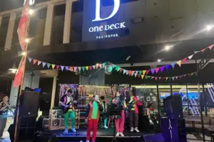 Semarak Akhir Tahun di ARTOTEL TS Suites Surabaya Hadirkan Paket Menginap, Kuliner, dan Perayaan Bernuansa 80-an ARTOTEL TS Suites Surabaya