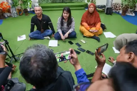 Manajemen KBS memastikan operasional dan perawatan satwa tetap berjalan normal meski tengah menjalani proses hukum oleh aparat penegak hukum.