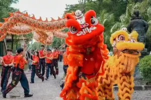ITDC gelar Kecak & Barongsai Dance Show di The Nusa Dua Bali, rangkaian perayaan Imlek dan Valentine yang memikat wisatawan.