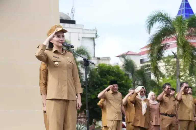 Gubernur Sherly Laos tekankan integritas ASN Maluku Utara di tengah efisiensi anggaran 2026 serta pastikan TPP staf tidak dipotong.