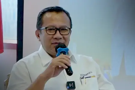 Adi Budiarso, Kepala Eksekutif IAKD OJK