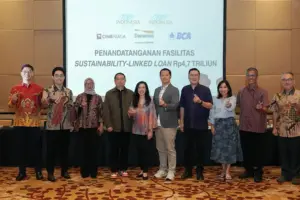 CIMB Niaga memimpin pembiayaan sindikasi Sustainability-Linked Loan Rp4,7 triliun bagi Plaza Indonesia untuk mendukung bisnis berkelanjutan.
