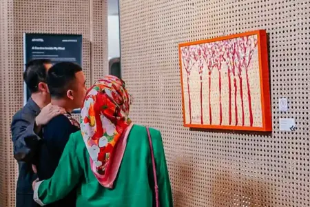 ARTOTEL Yogyakarta menghadirkan pameran seni "A Garden Inside My Mind" karya Muhammad Salman Farisyi yang berlangsung hingga 25 September 2026.