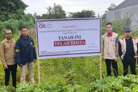 OJK menyita 41 aset terkait dugaan tindak pidana perbankan syariah di BPRS GP Medan. Kasus melibatkan pembiayaan fiktif senilai Rp15,47 miliar.