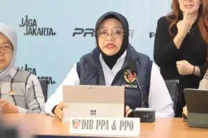 Ditres PPA & PPO Polda Metro Jaya membongkar praktik TPPO di Tamansari dan Cibitung. Lima korban diselamatkan dan puluhan orang menjalani pemeriksaan.